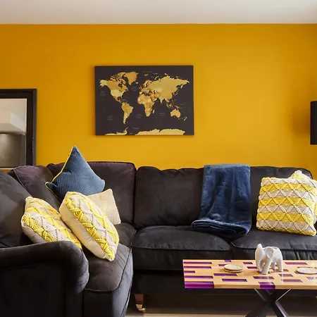 Kemara - Stunning 2 Bedroom Duplex Apartment Bradford (West Yorkshire)