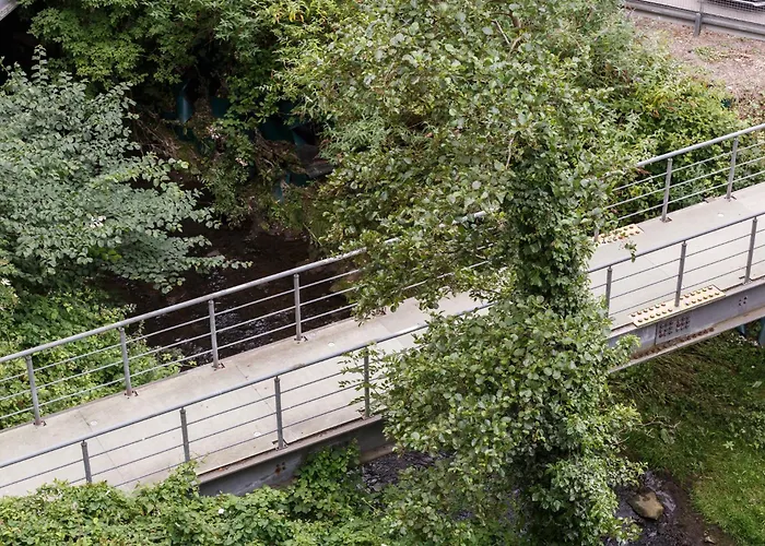 Kemara - Stunning 2 Bedroom Duplex Apartment Bradford (West Yorkshire)