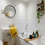 Kemara - Stunning 2 Bedroom Duplex *