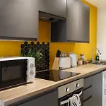 Kemara - Stunning 2 Bedroom Duplex * Bradford (West Yorkshire)