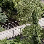 Kemara - Stunning 2 Bedroom Duplex Apartment Bradford (West Yorkshire)