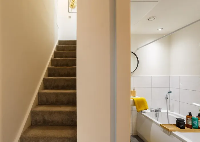 Kemara - Stunning 2 Bedroom Duplex Apartament *